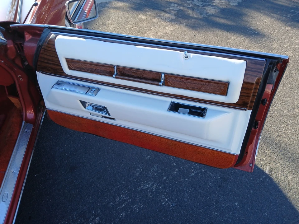 1976 Cadillac Eldorado 9th Gen - Image 16 of 28