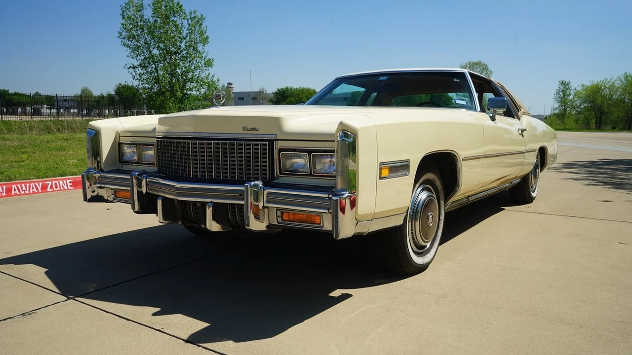 1976 Cadillac Eldorado 9th Gen - Image 4 of 12