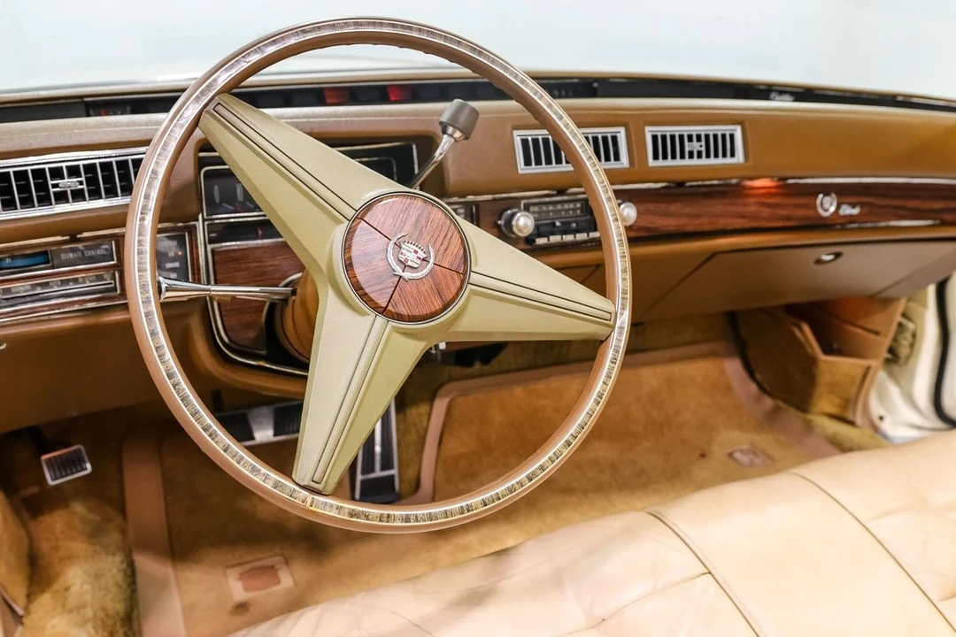 1976 Cadillac Eldorado 9th Gen - Image 17 of 21
