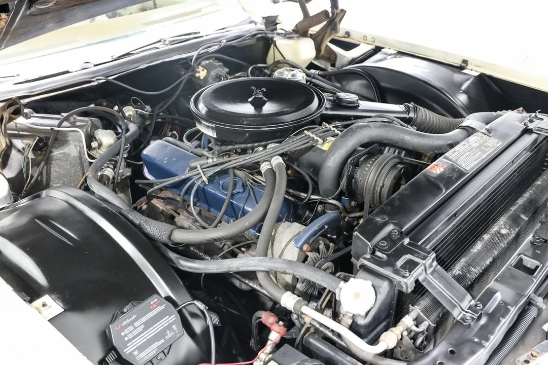 1976 Cadillac Eldorado 9th Gen - Image 13 of 21