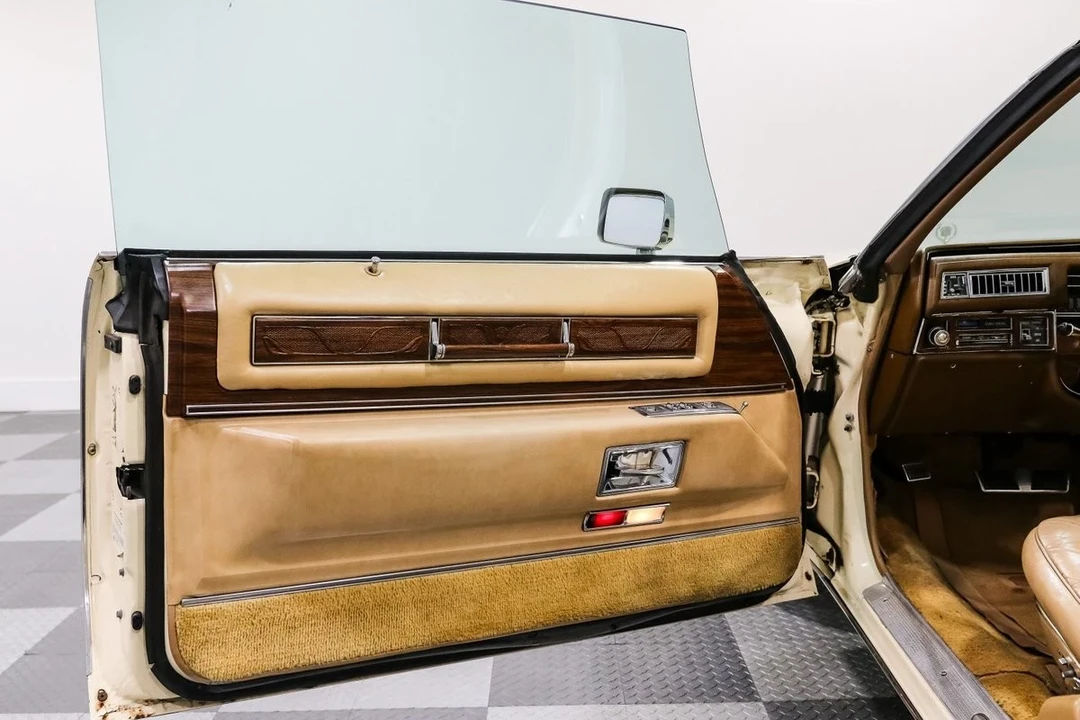 1976 Cadillac Eldorado 9th Gen - Image 16 of 21