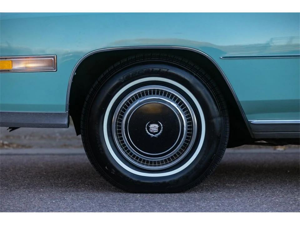 1976 Cadillac Eldorado 9th Gen - Image 24 of 31