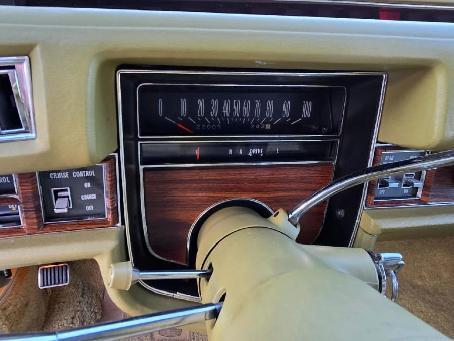 1976 Cadillac Eldorado 9th Gen - Image 7 of 15