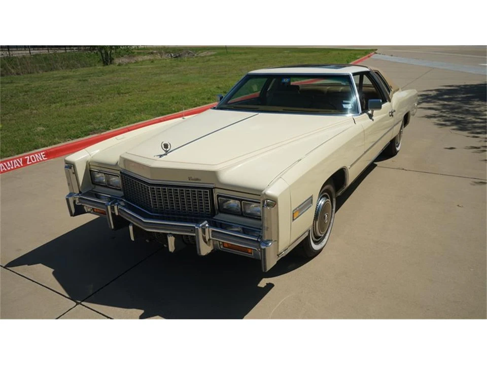 1976 Cadillac Eldorado 9th Gen - Image 2 of 31