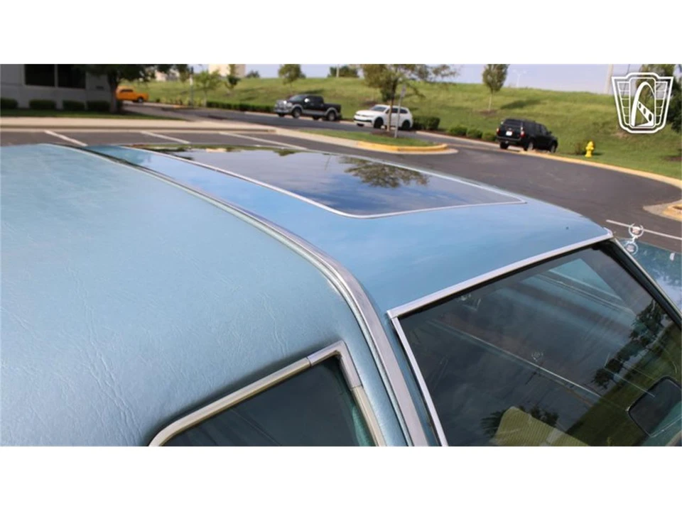 1976 Cadillac Eldorado 9th Gen - Image 11 of 31