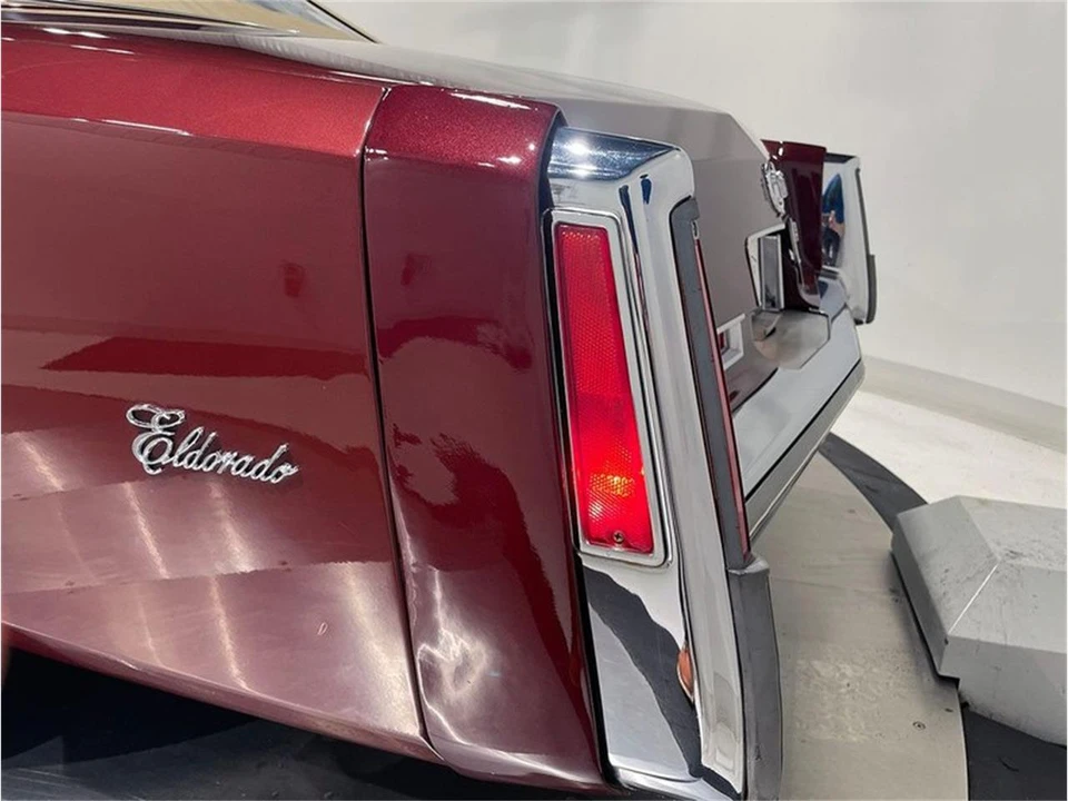 1976 Cadillac Eldorado 9th Gen - Image 29 of 31