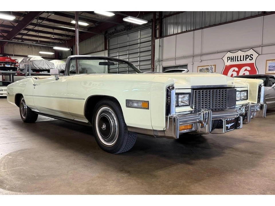 1976 Cadillac Eldorado 9th Gen - Image 2 of 31