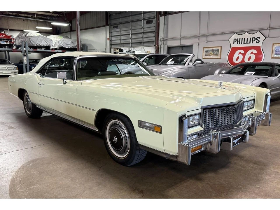 1976 Cadillac Eldorado 9th Gen - Image 24 of 31