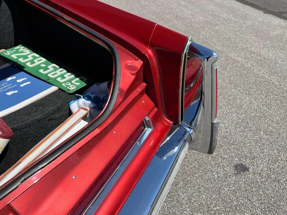 1976 Cadillac Eldorado 9th Gen - Image 25 of 31