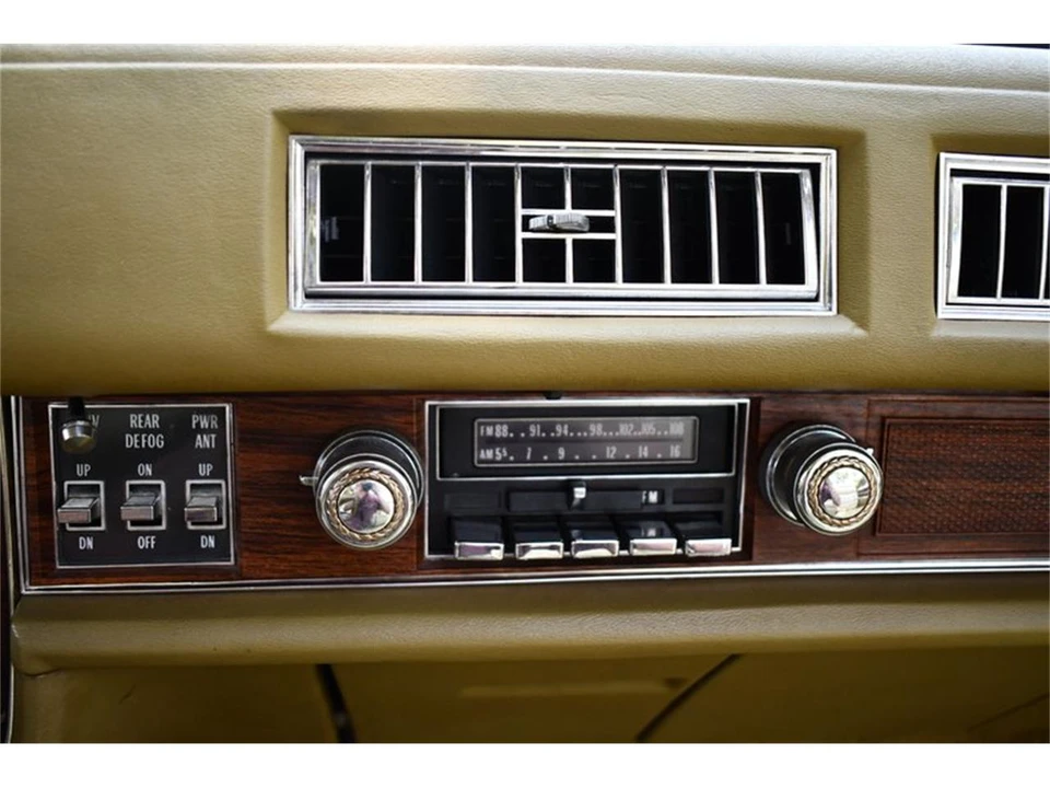 1976 Cadillac Eldorado 9th Gen - Image 26 of 31