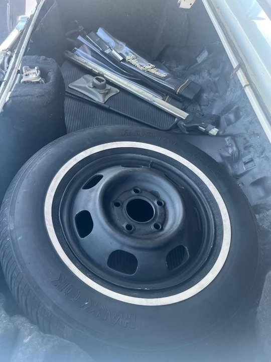 1976 Cadillac Eldorado 9th Gen - Image 17 of 21