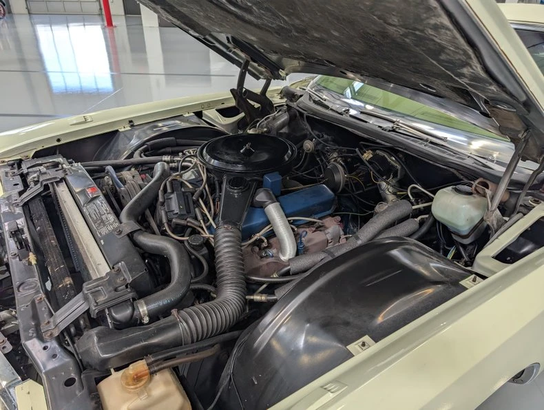 1976 Cadillac Eldorado 9th Gen - Image 15 of 16