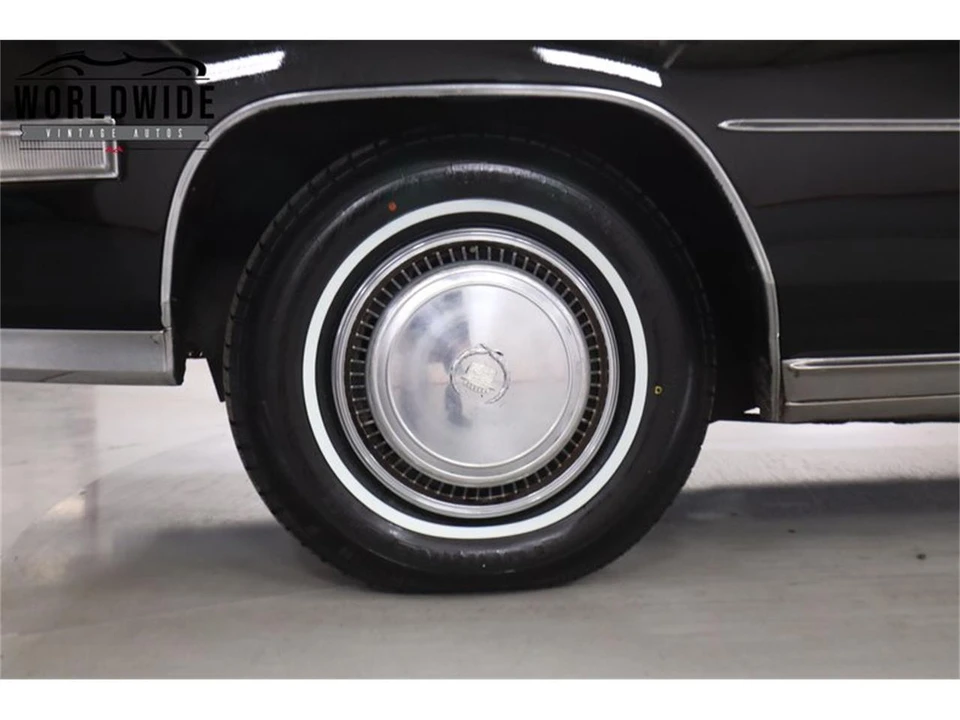 1976 Cadillac Eldorado 9th Gen - Image 15 of 31