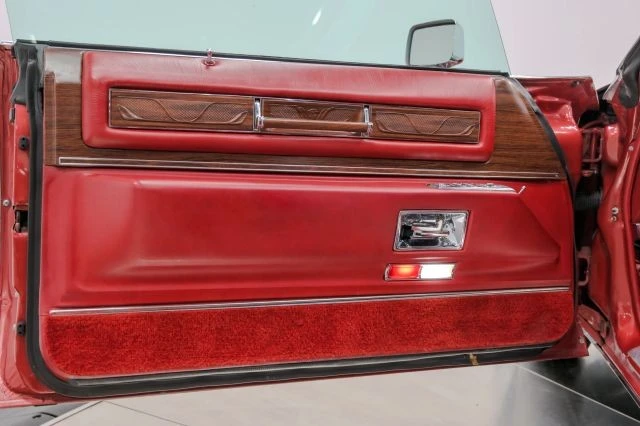 1976 Cadillac Eldorado 9th Gen - Image 25 of 31