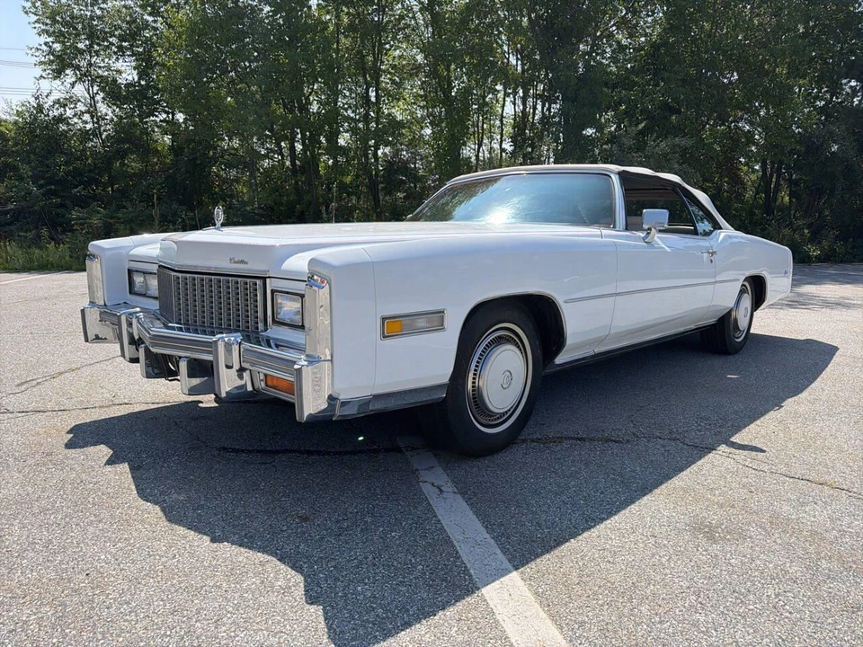 1976 Cadillac Eldorado 9th Gen - Image 2 of 31