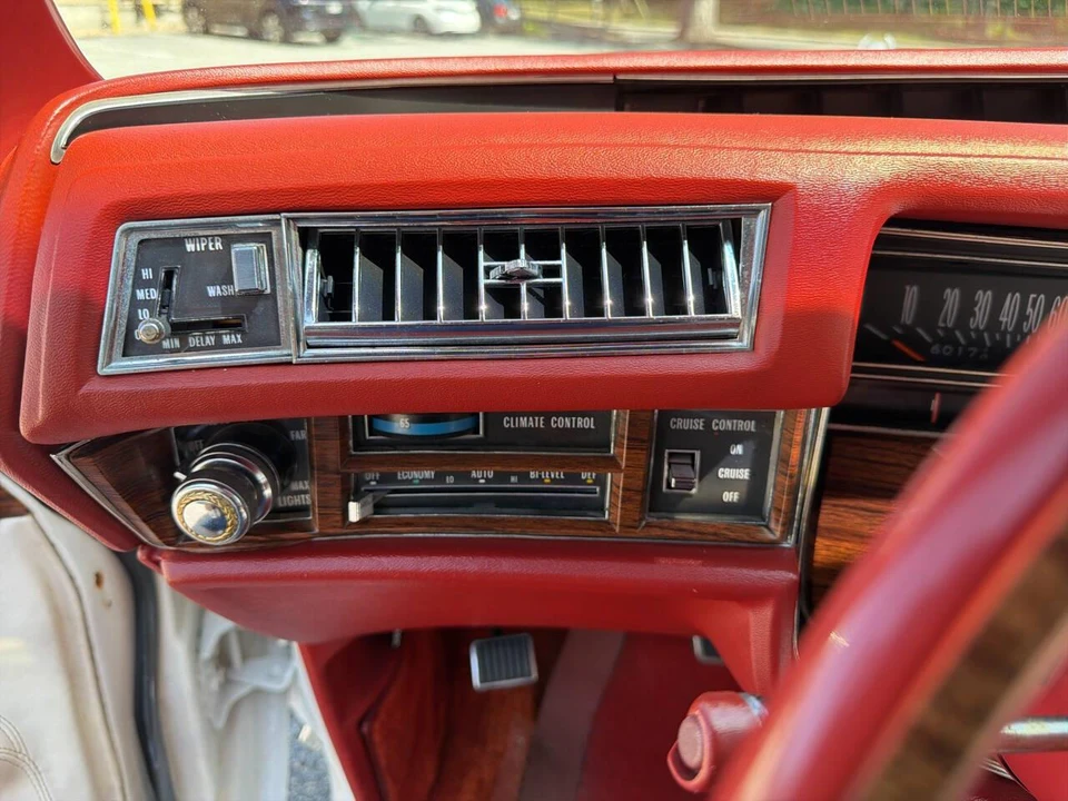 1976 Cadillac Eldorado 9th Gen - Image 17 of 31