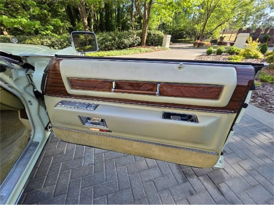 1976 Cadillac Eldorado 9th Gen - Image 7 of 21