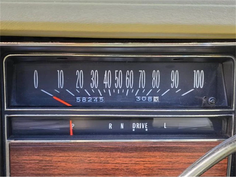 1976 Cadillac Eldorado 9th Gen - Image 11 of 21