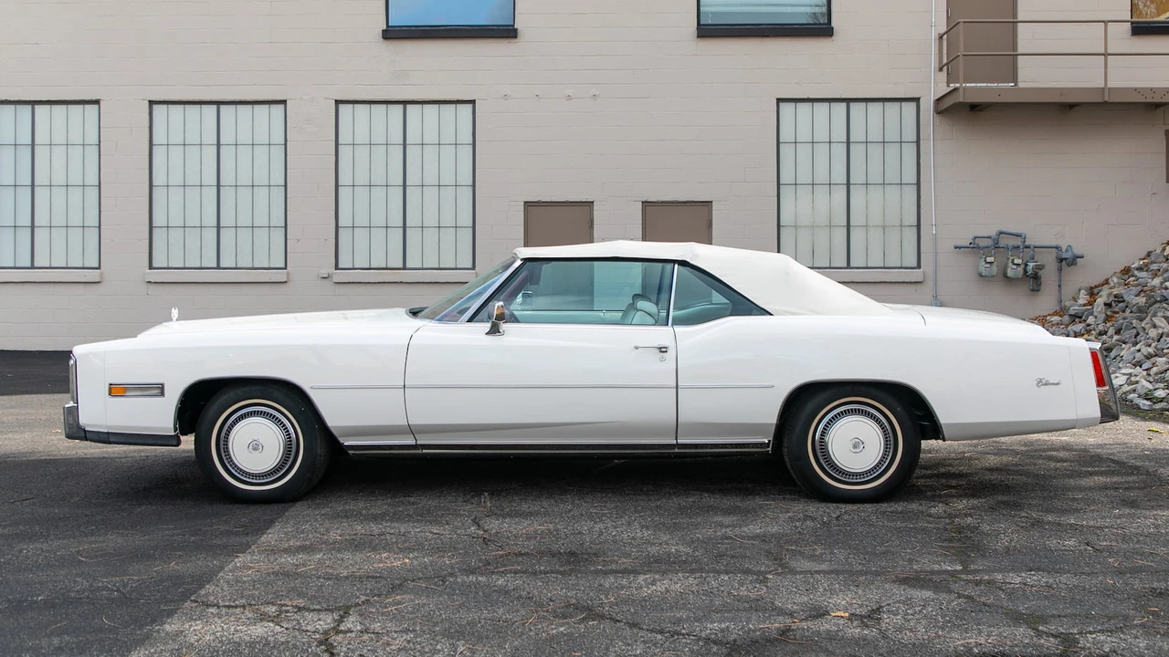 1976 Cadillac Eldorado 9th Gen - Image 2 of 16