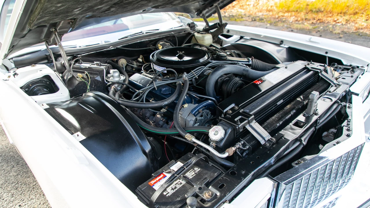 1976 Cadillac Eldorado 9th Gen - Image 7 of 16