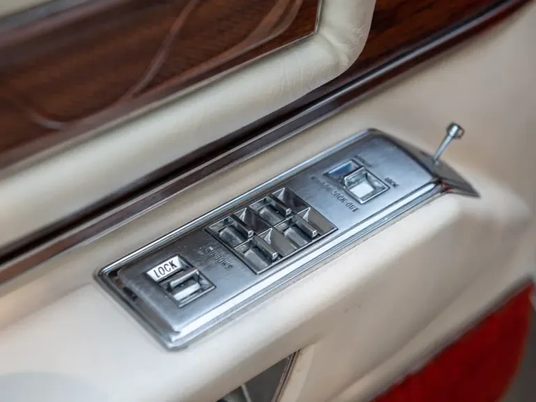 1976 Cadillac Eldorado 9th Gen - Image 28 of 31