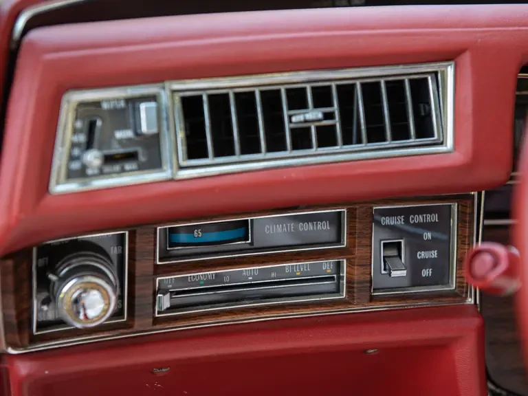 1976 Cadillac Eldorado 9th Gen - Image 25 of 31