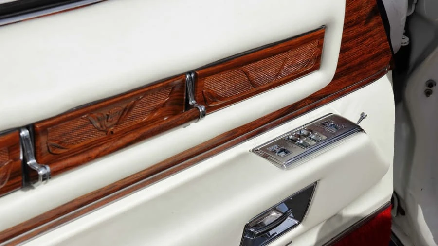 1976 Cadillac Eldorado 9th Gen - Image 20 of 25
