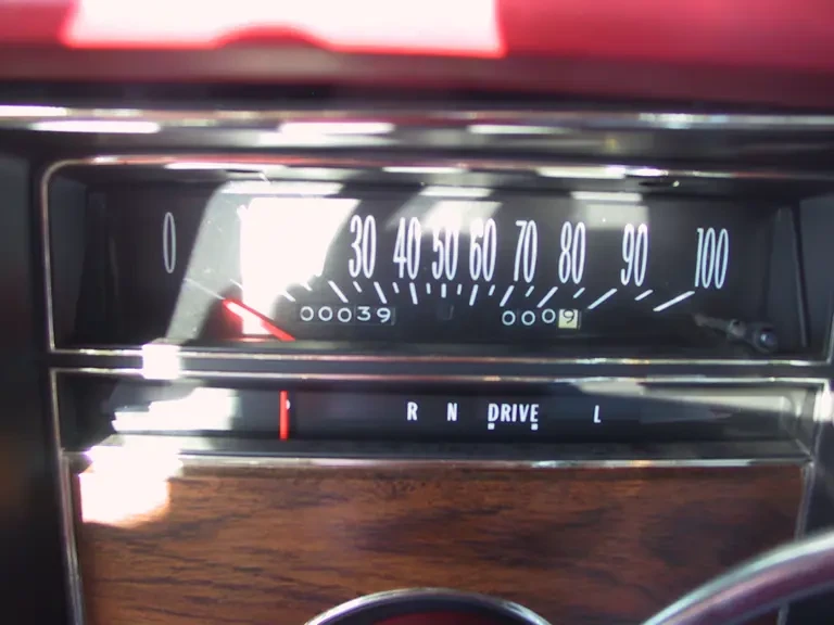 1976 Cadillac Eldorado 9th Gen - Image 2 of 7