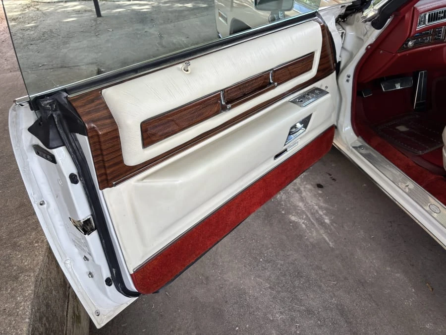 1976 Cadillac Eldorado 9th Gen - Image 13 of 22