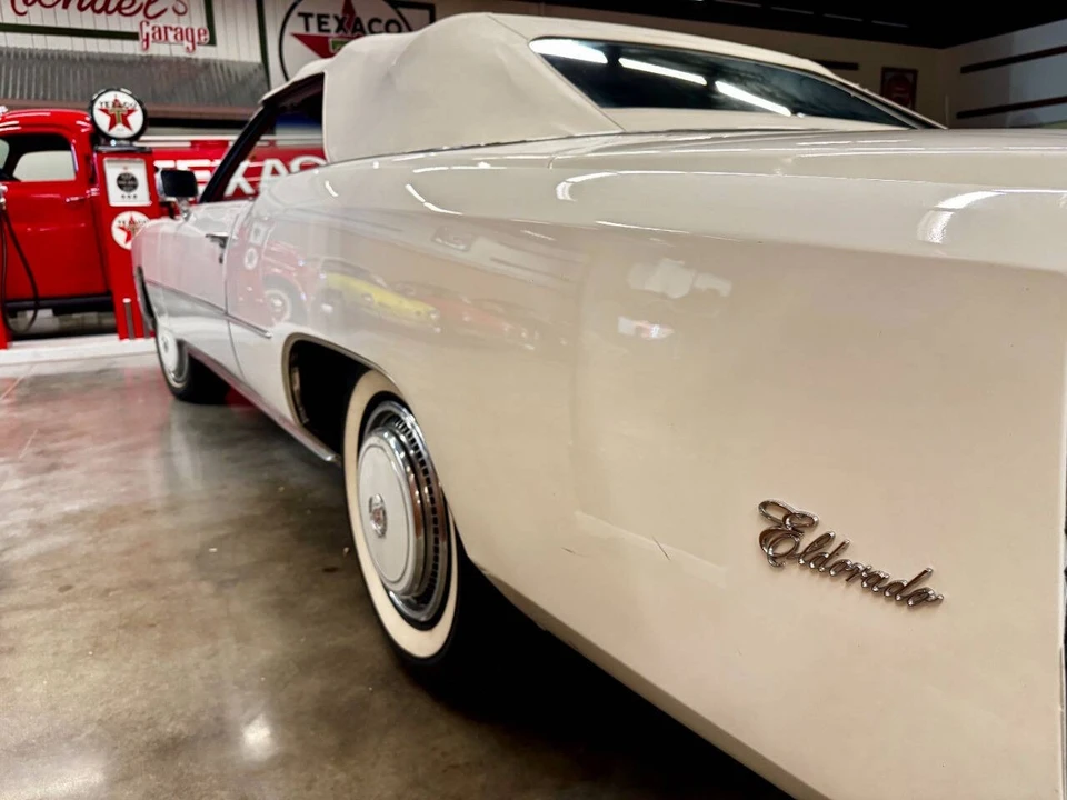 1976 Cadillac Eldorado 9th Gen - Image 14 of 21