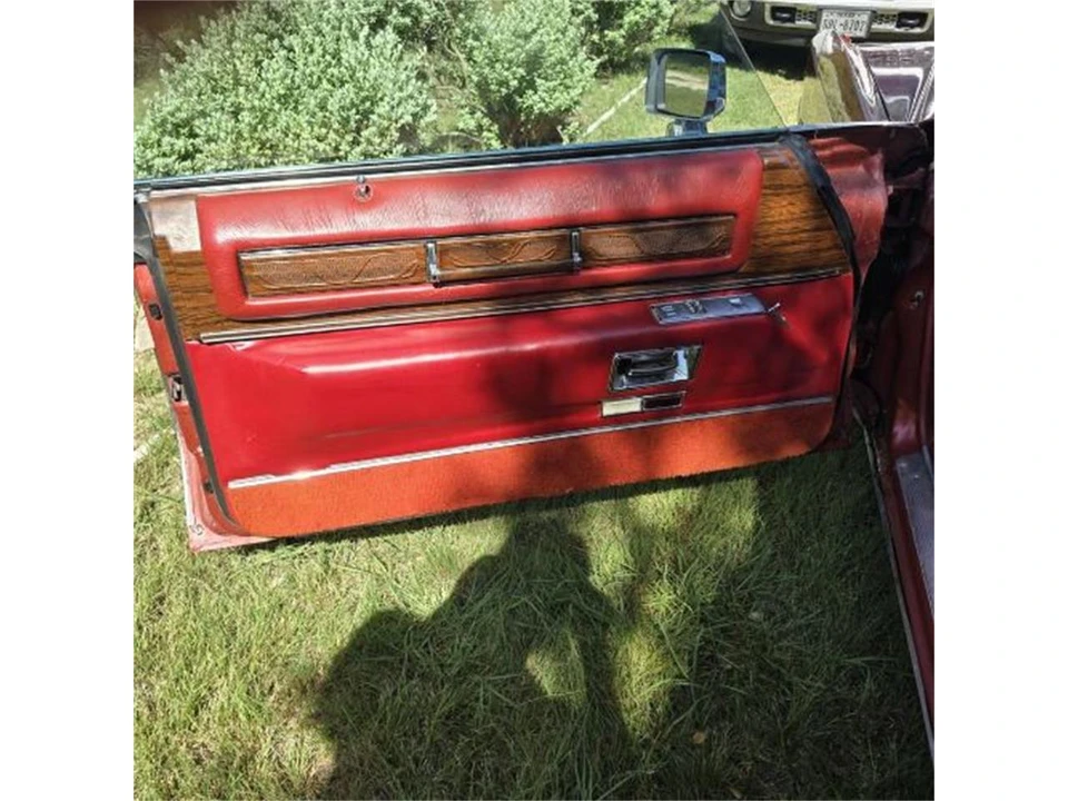 1976 Cadillac Eldorado 9th Gen - Image 12 of 25