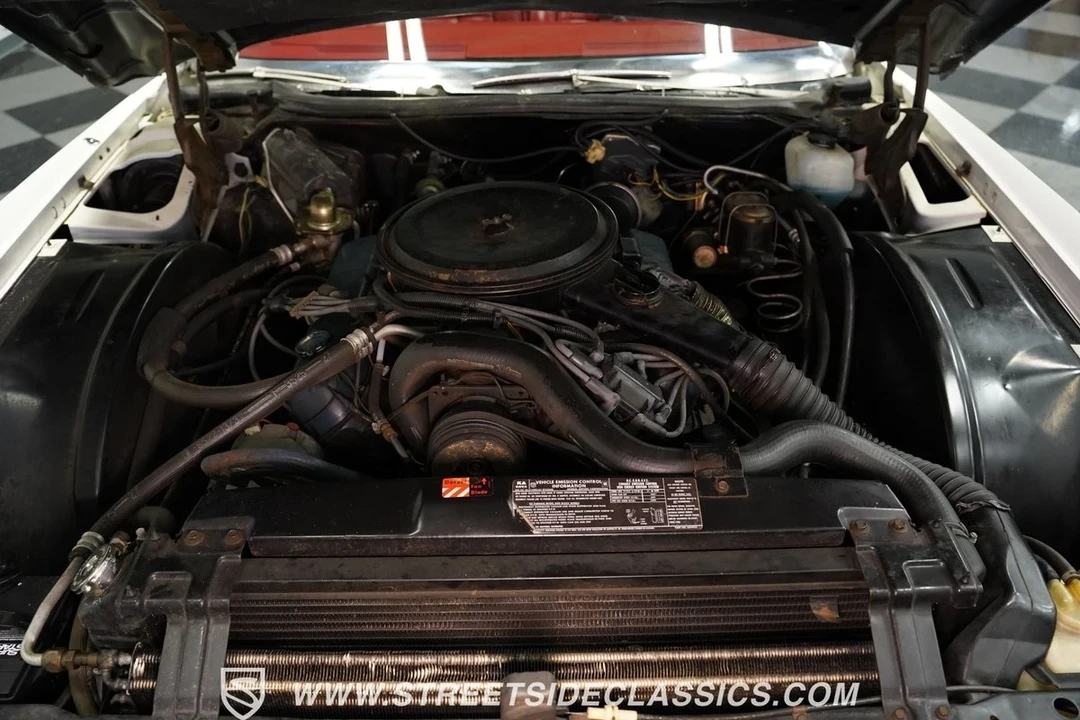 1976 Cadillac Eldorado 9th Gen - Image 4 of 12