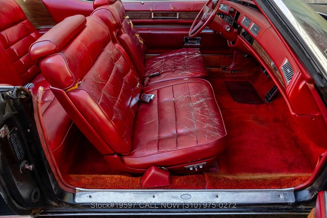 1976 Cadillac Eldorado 9th Gen - Image 27 of 31