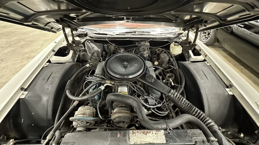 1976 Cadillac Eldorado 9th Gen - Image 4 of 4