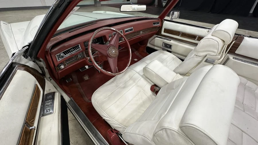 1976 Cadillac Eldorado 9th Gen - Image 3 of 4