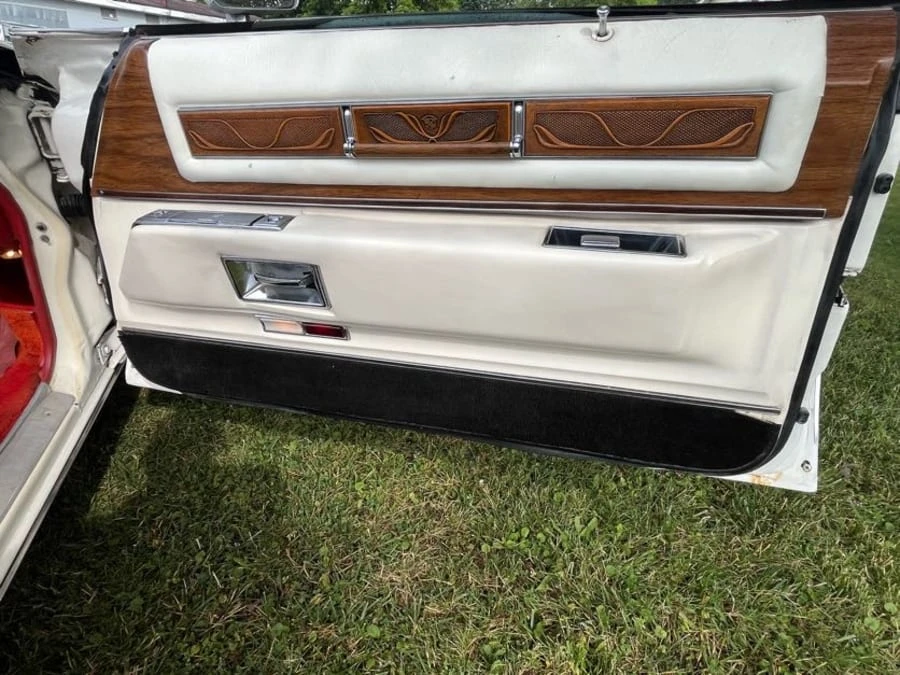 1976 Cadillac Eldorado 9th Gen - Image 14 of 22