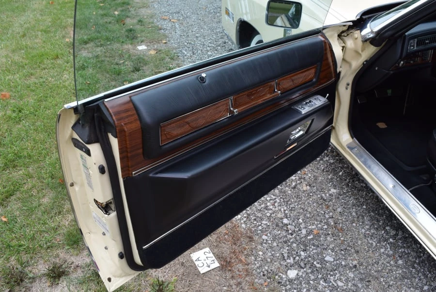 1976 Cadillac Eldorado 9th Gen - Image 6 of 8