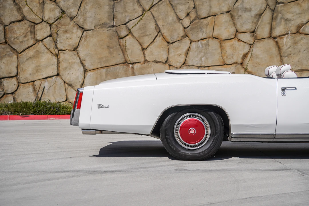 1976 Cadillac Eldorado 9th Gen - Image 23 of 31