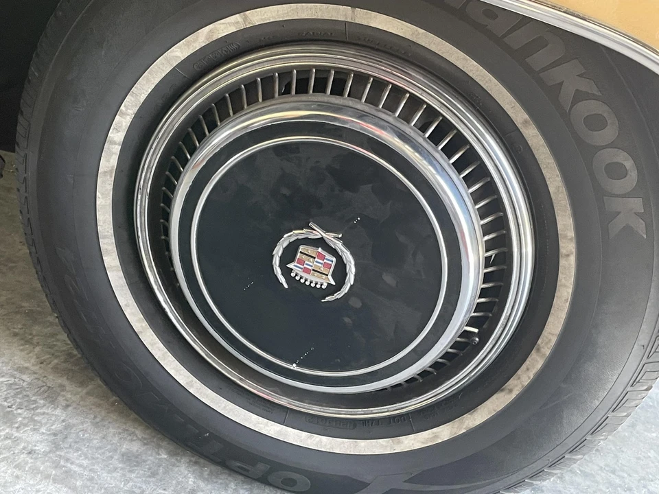1976 Cadillac Eldorado 9th Gen - Image 27 of 31