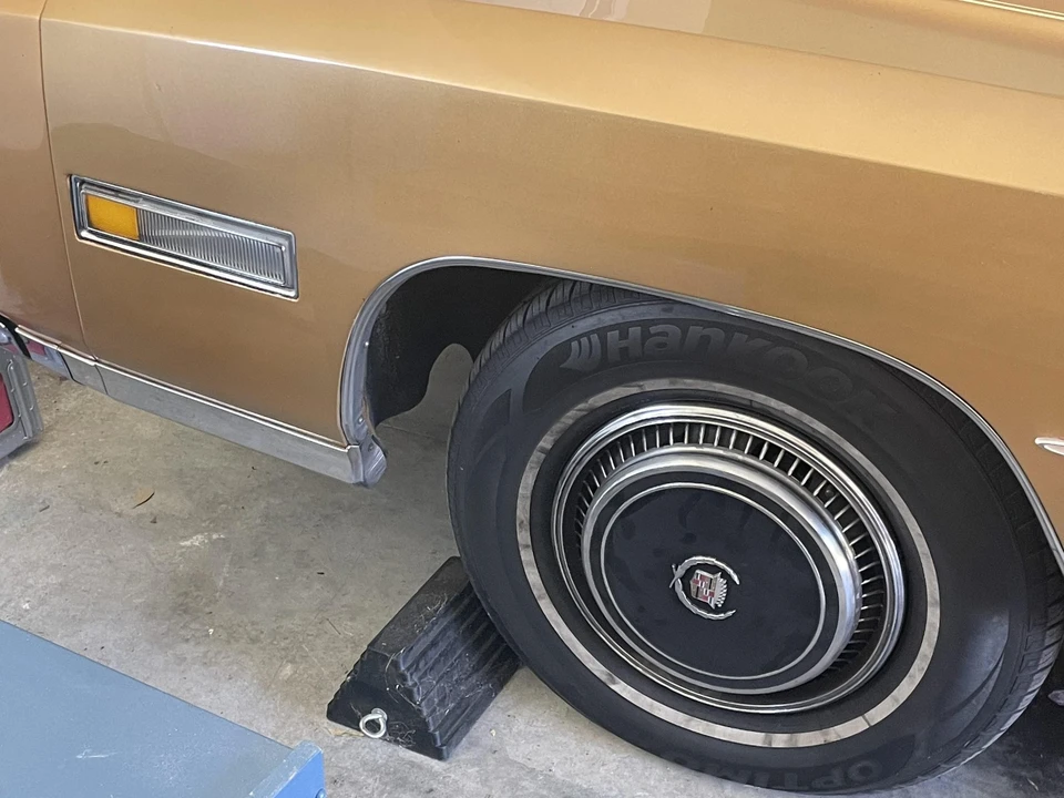 1976 Cadillac Eldorado 9th Gen - Image 26 of 31
