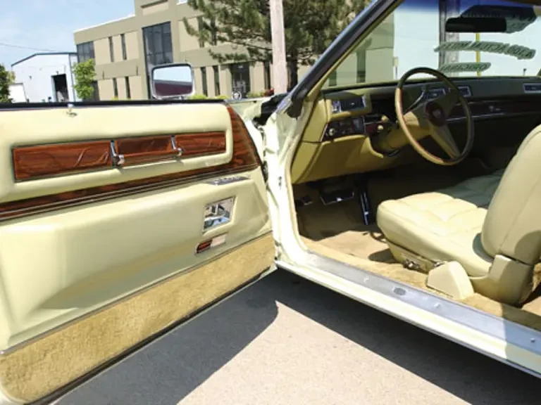 1976 Cadillac Eldorado 9th Gen - Image 3 of 7
