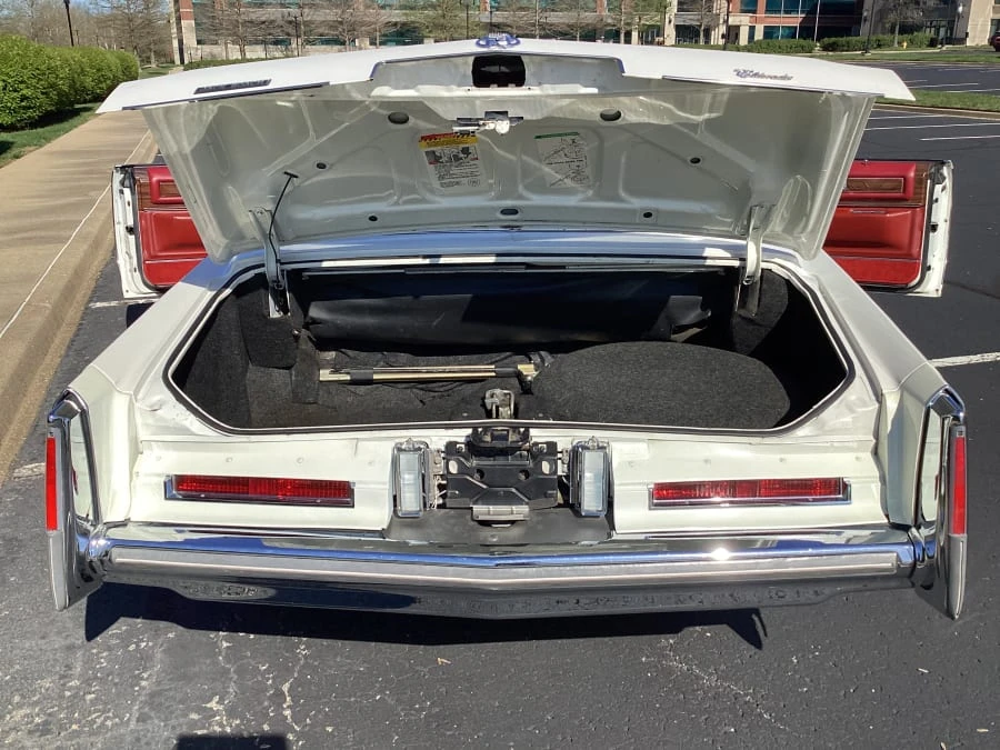 1976 Cadillac Eldorado 9th Gen - Image 24 of 30