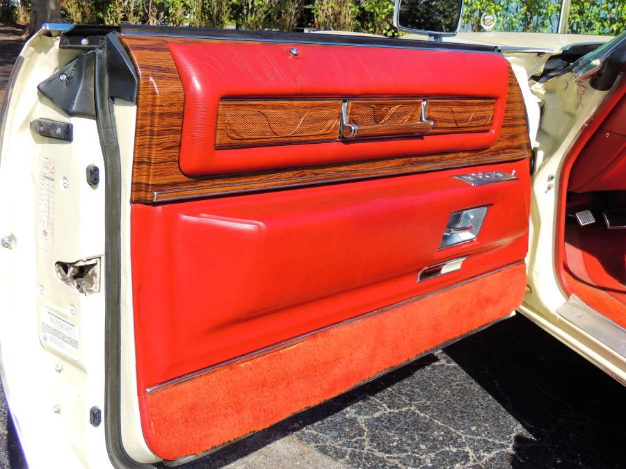 1976 Cadillac Eldorado 9th Gen - Image 6 of 12