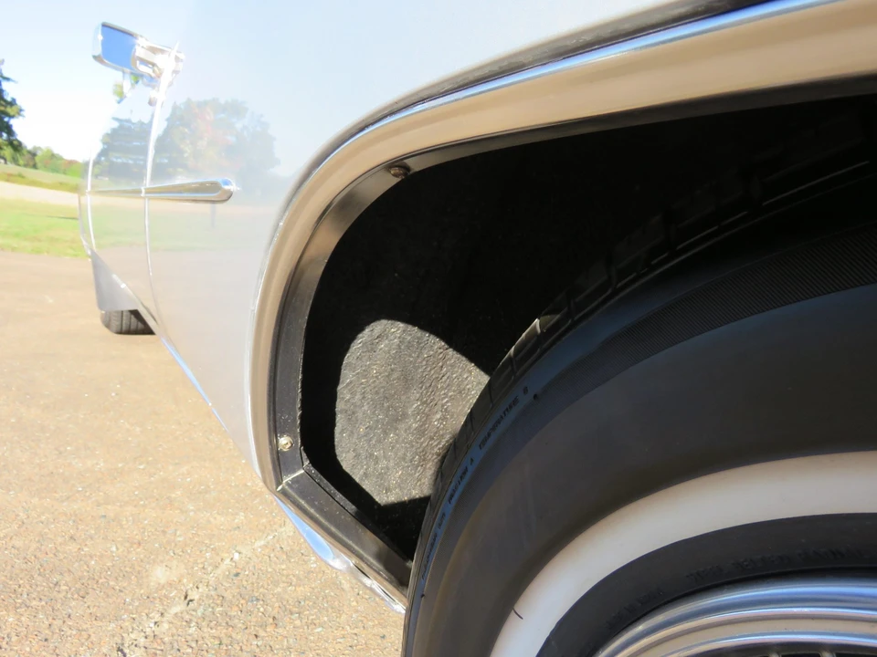 1976 Cadillac Eldorado 9th Gen - Image 29 of 31