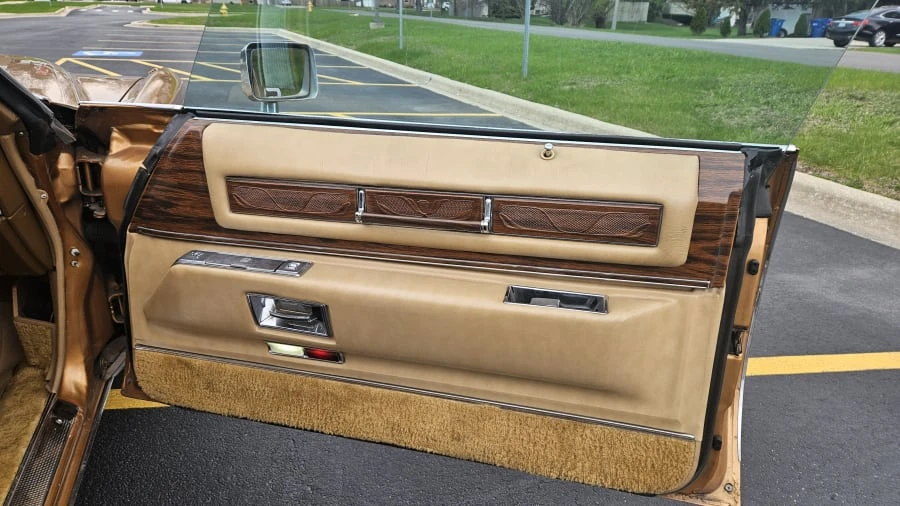1976 Cadillac Eldorado 9th Gen - Image 24 of 31