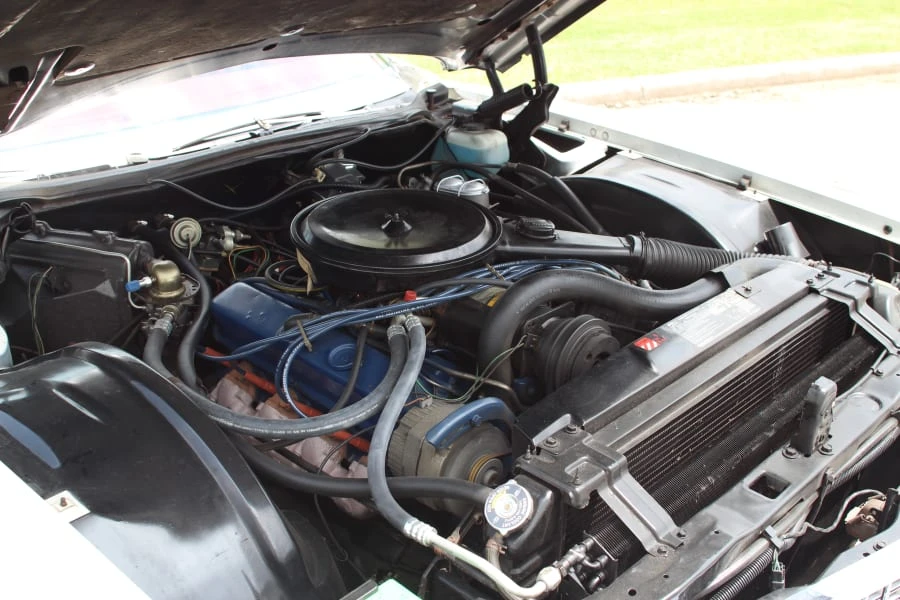 1976 Cadillac Eldorado 9th Gen - Image 6 of 8