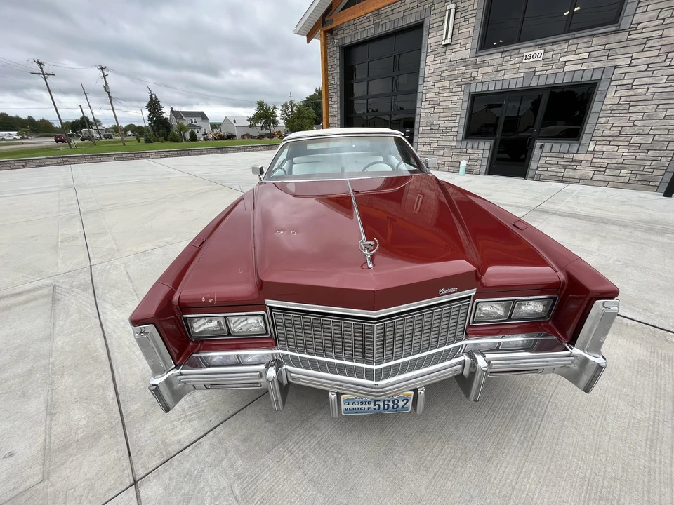 1976 Cadillac Eldorado 9th Gen - Image 15 of 31