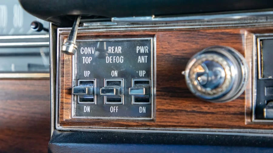 1976 Cadillac Eldorado 9th Gen - Image 10 of 28