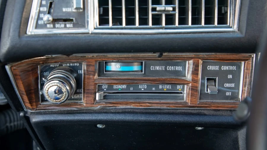 1976 Cadillac Eldorado 9th Gen - Image 21 of 28