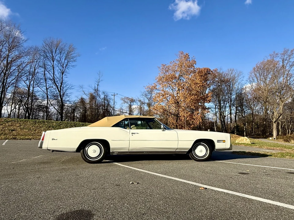 1976 Cadillac Eldorado 9th Gen - Image 27 of 31